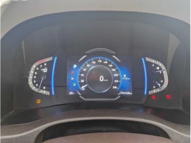 Car image 21