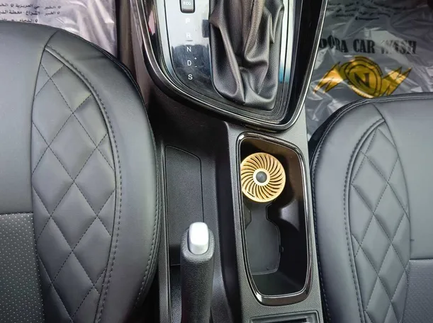 Car image 22