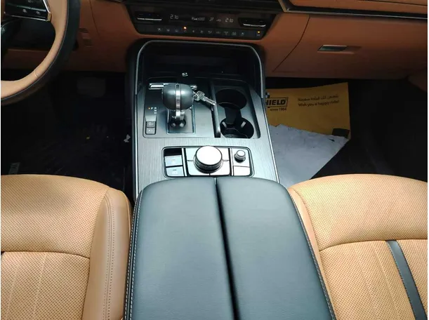 Car image 23
