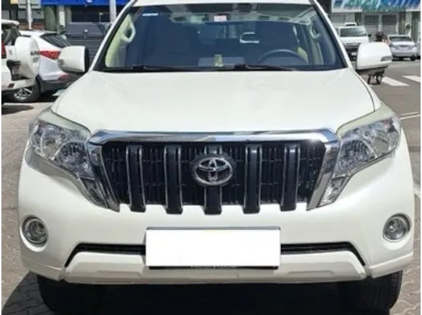 2014 تويوتا برادو في الإمارات