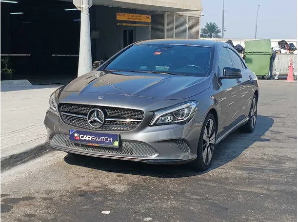 2019 مرسيدس CLA200 في الإمارات