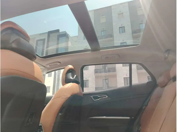 Car image 21