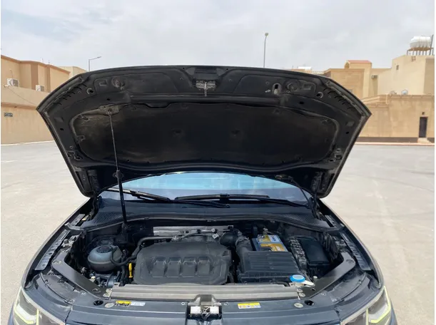 Car image 33