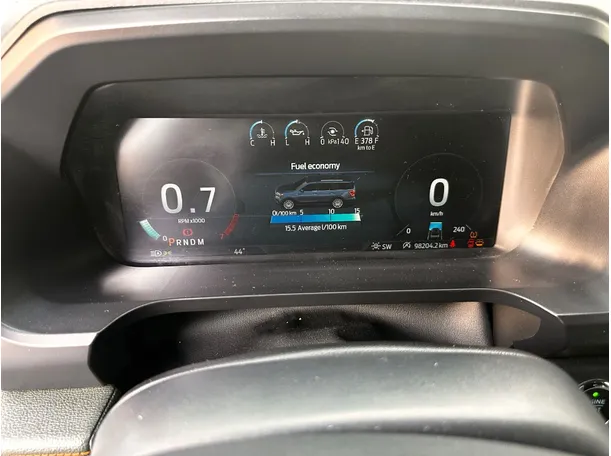Car image 20