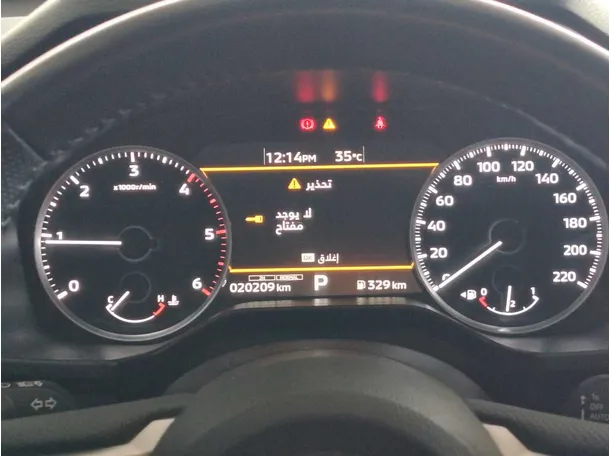 Car image 30