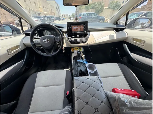 Car image 15