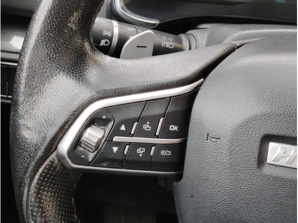 Car image 27