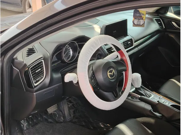 Car image 11