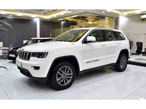 2020 جيب جراند شيروكي في الإمارات