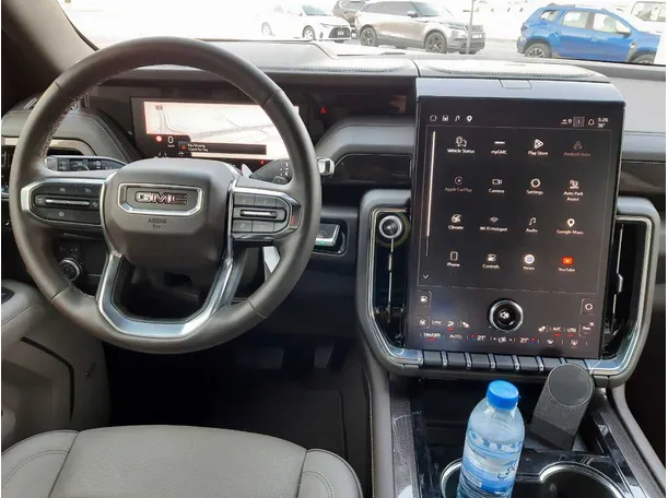 Car image 15