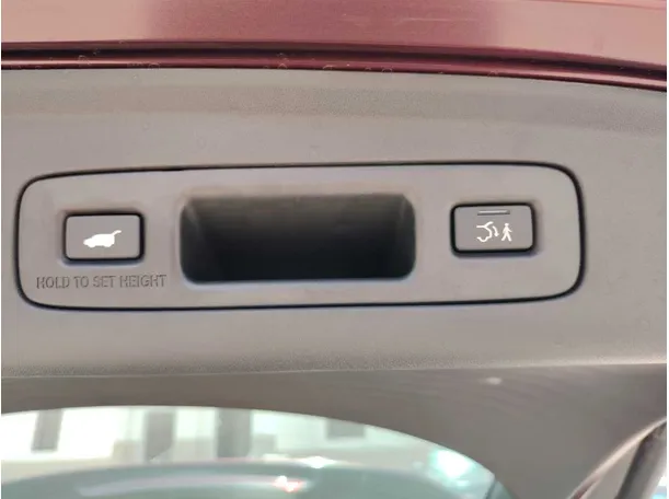 Car image 29