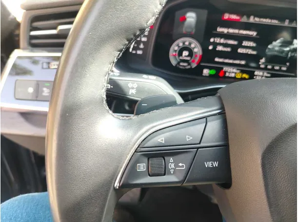 Car image 42
