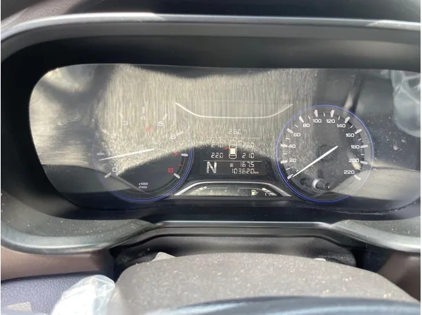 Car image 20
