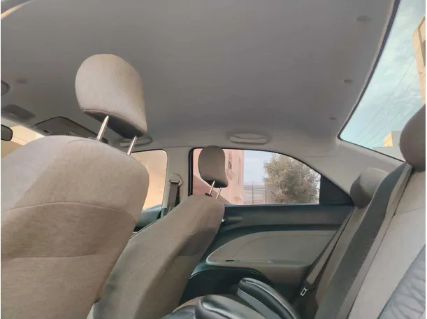 Car image 21