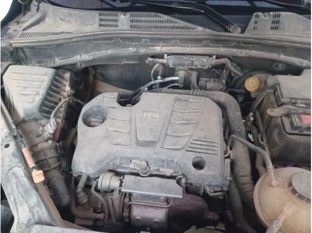 Car image 22