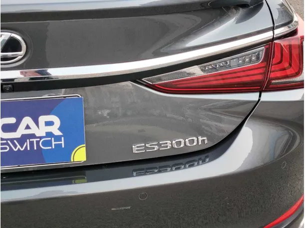 Car image 37