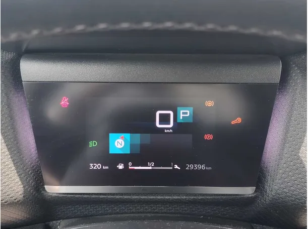 Car image 28