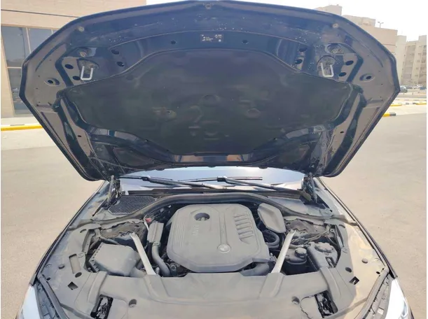 Car image 38