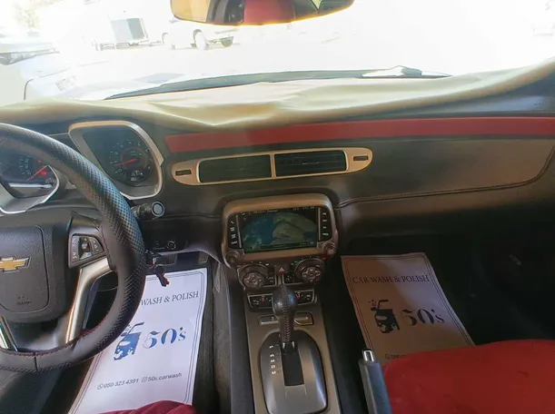 Car image 16