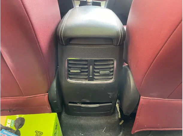 Car image 21