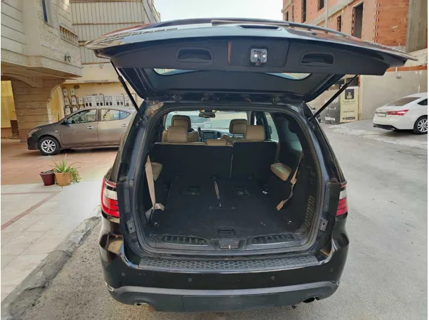 Car image 27