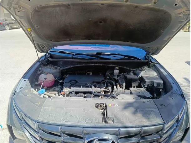 Car image 32