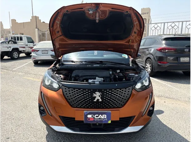 Car image 26