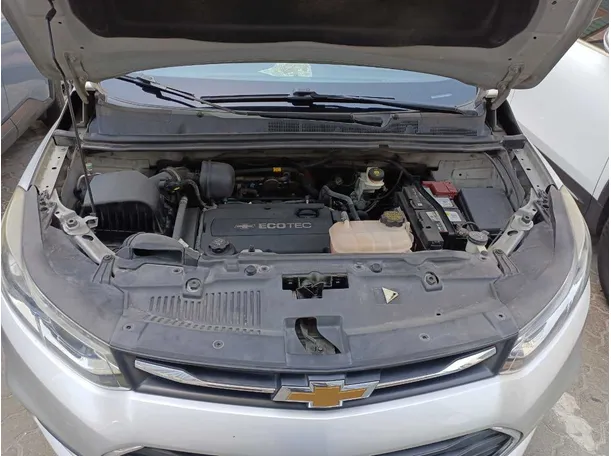 Car image 20
