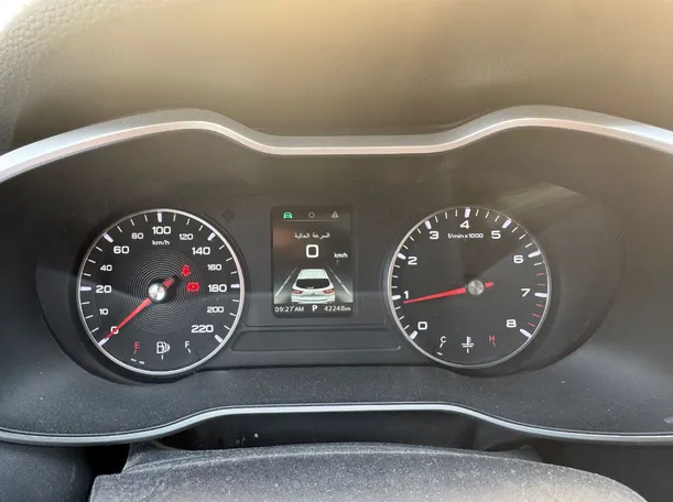 Car image 17