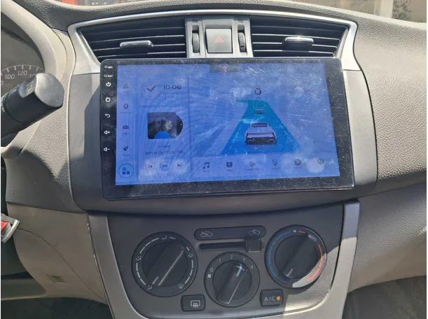 Car image 17