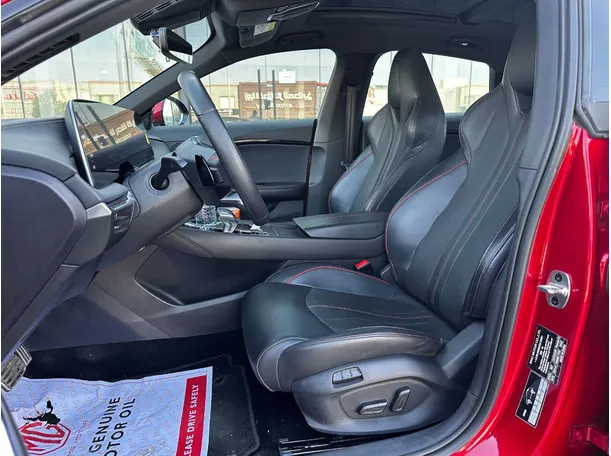 Car image 13