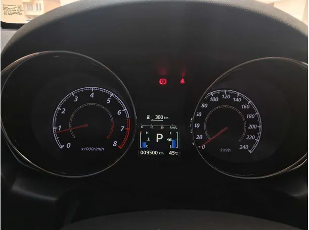 Car image 25