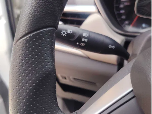 Car image 36