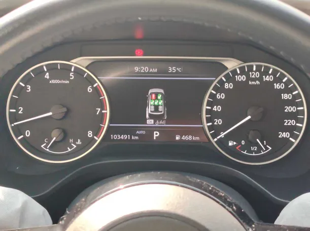 Car image 23