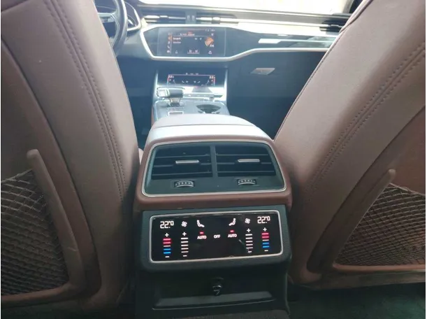 Car image 34