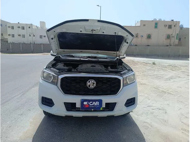 Car image 32