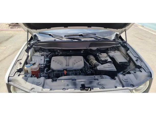 Car image 33