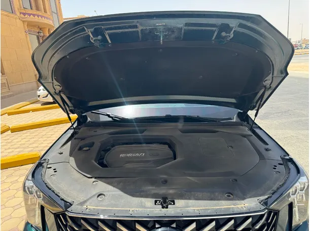 Car image 28