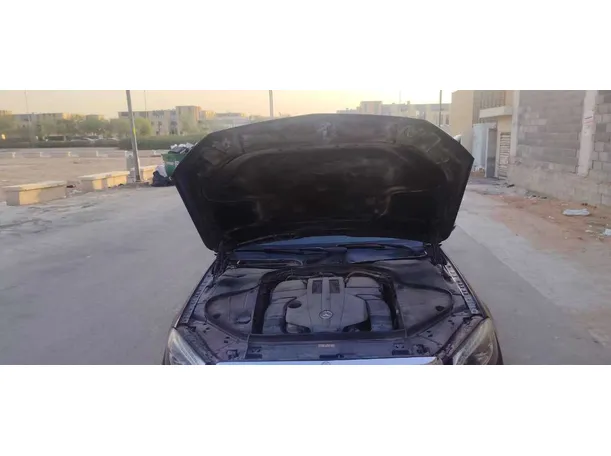 Car image 26
