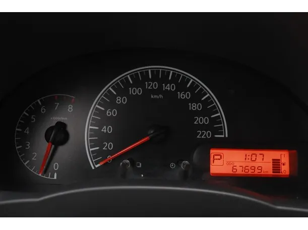 Car image 6