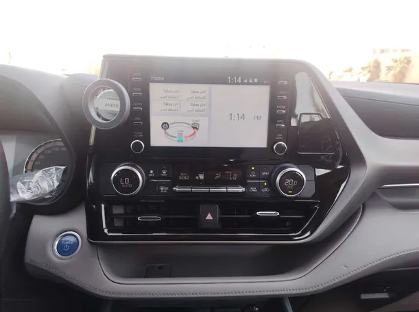 Car image 22