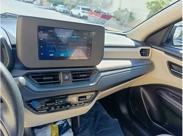 Car image 20
