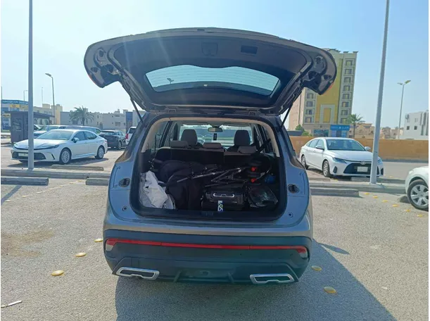 Car image 22