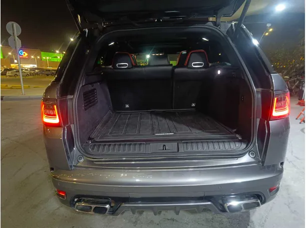 Car image 33