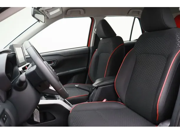 Car image 8