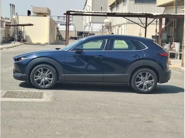 Car image 8