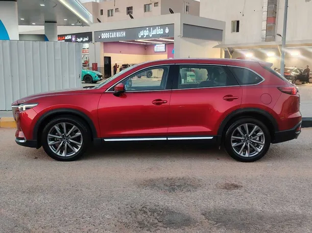 Car image 8