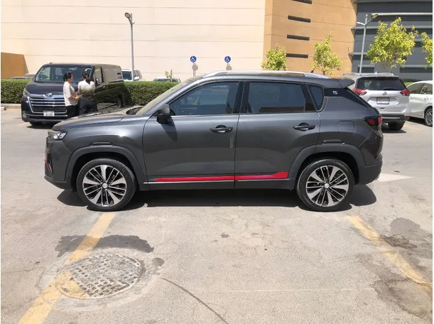 Car image 8