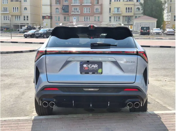 Car image 6