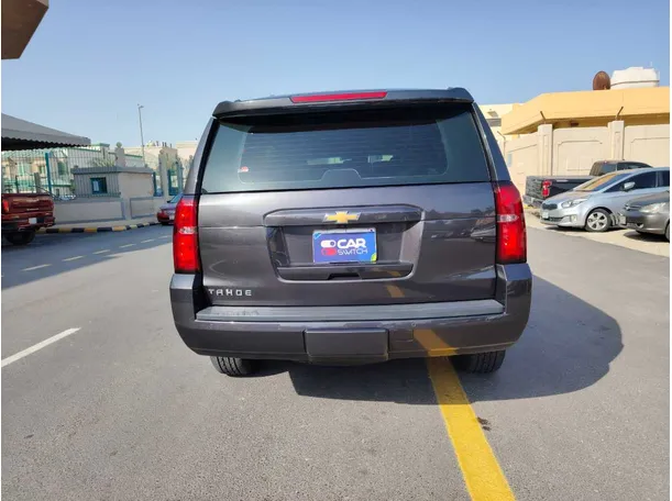 Car image 6